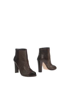 Полусапоги и высокие ботинки Stuart Weitzman