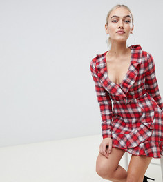 Платье с запахом в клетку красного цвета Missguided Petite - Мульти