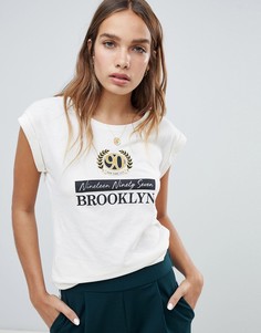 Футболка New Look Brooklyn - Кремовый
