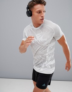 Белая футболка с камуфляжным принтом adidas Running Ultra CY5494 - Белый