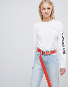 Лонгслив с логотипом на рукаве Calvin Klein Jeans - Белый