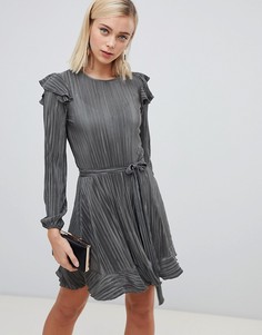 Плиссированное платье с длинными рукавами, оборками и поясом ASOS DESIGN - Зеленый