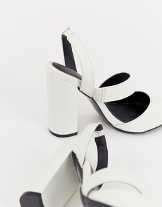 Белые босоножки на блочном каблуке River Island - Белый