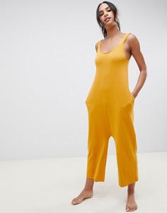 Трикотажный комбинезон с заниженным шаговым швом ASOS DESIGN - Коричневый