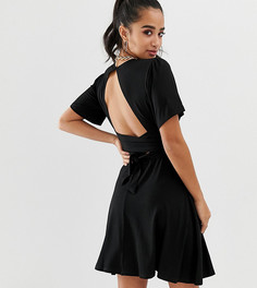 Чайное платье с запахом, рукавами клеш и поясом ASOS DESIGN Petite - Черный