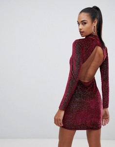 Красное платье мини с открытой спиной и блестящими полосками PrettyLittleThing - Красный