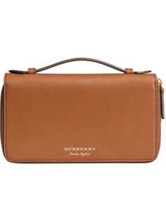 Аксессуары Burberry
