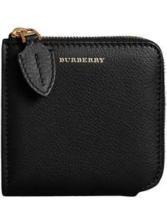 Аксессуары Burberry