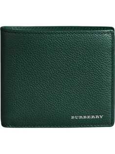Аксессуары Burberry