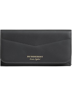 Аксессуары Burberry