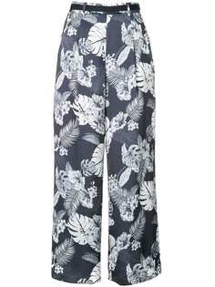 Одежда Loveless