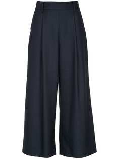 Одежда Loveless