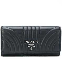 Аксессуары Prada