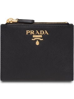 Аксессуары Prada