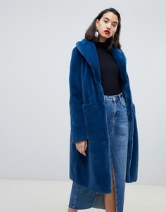 Шуба из искусственного меха Vero Moda - Красный