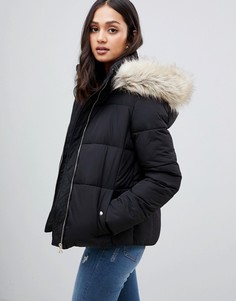 Черная дутая куртка с воротником из искусственного меха Miss Selfridge - Черный