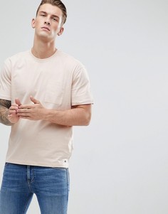 Футболка с заниженной линией плеч и тканым карманом Esprit - Розовый