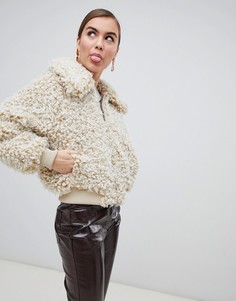 Куртка из искусственного меха на молнии Monki - Бежевый