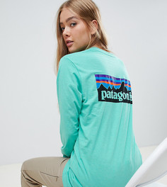 Зеленый oversize-лонгслив с логотипом Patagonia P-6 Responsibili-Tee - Зеленый
