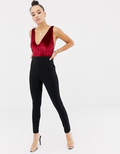 Бархатный комбинезон с глубоким вырезом Missguided - Красный