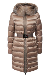 Пуховик с поясом и меховой отделкой Moncler