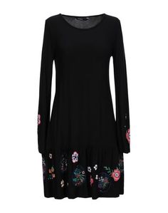 Короткое платье Desigual