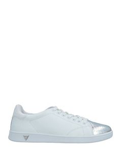 Низкие кеды и кроссовки Guess