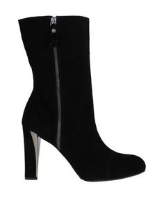 Полусапоги и высокие ботинки Stuart Weitzman