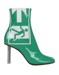 Полусапоги и высокие ботинки Vetements