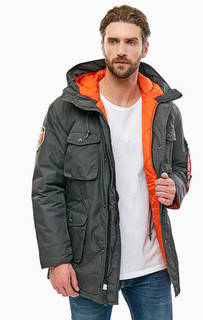 Куртка серого цвета с нашивкой на рукаве Alpha Industries
