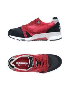 Низкие кеды и кроссовки Diadora