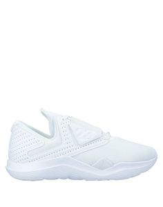 Низкие кеды и кроссовки Nike
