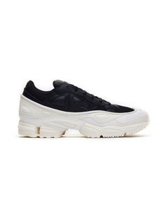 Черно-белые кроссовки adidas Ozweego RAF Simons