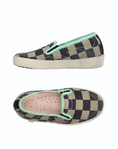 Низкие кеды и кроссовки Golden Goose Deluxe Brand