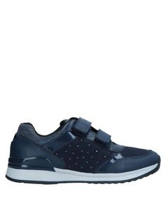 Низкие кеды и кроссовки Geox