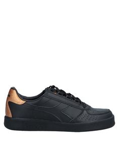 Низкие кеды и кроссовки Diadora