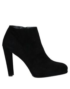 Полусапоги и высокие ботинки Stuart Weitzman