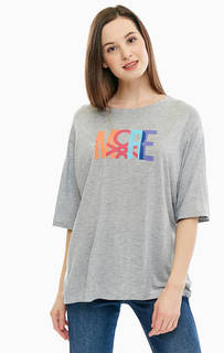 Футболка серого цвета с короткими рукавами United Colors of Benetton