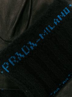 Аксессуары Prada