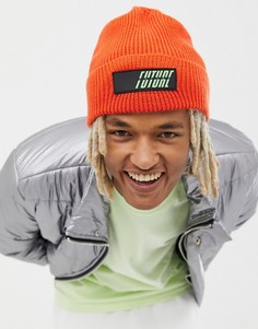 Оранжевая шапка-бини в стиле oversize с резиновой нашивкой ASOS DESIGN - Оранжевый