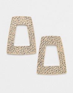 Золотистые кованые oversize-серьги Monki - Золотой