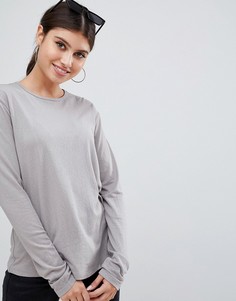 Серый лонгслив из фактурного хлопка с круглым вырезом ASOS DESIGN - Серый