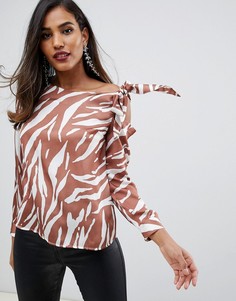 Атласный топ на одно плечо с принтом зебра ASOS DESIGN - Мульти