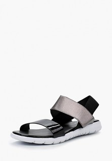 Сандалии Clowse