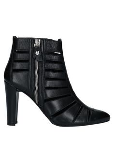Полусапоги и высокие ботинки Stuart Weitzman