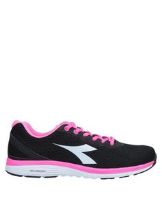 Низкие кеды и кроссовки Diadora