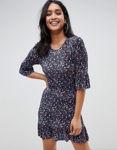 Чайное платье с плиссировкой, цветочным принтом и оборками ASOS DESIGN - Мульти