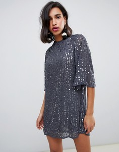 Серое свободное платье с пайетками и расклешенными рукавами River Island - Серый