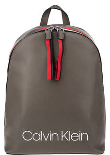 Вместительный рюкзак с логотипом бренда Calvin Klein Jeans