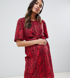 Платье со звериным принтом и завязкой спереди New Look Maternity - Красный